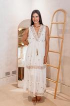 Vestido Longo Off com Bordado Dourado Decote V Boho 24-9030 Vestido Longo Off com Bordado Dourado Decote V Boho 24-9030