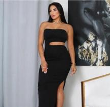 Vestido longo preto detalhe na barriga e fenda tecido malha TAM G