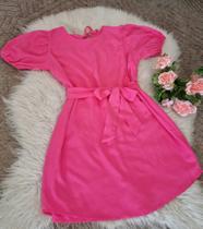 Vestido macaquinho, na cor rosa