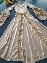 Vestido medieval Julieta infantil com fitas gregas dourada luxuoso