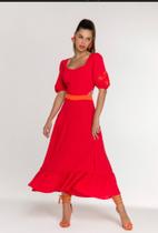 Vestido midi babados Vestido midi babados