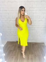 Vestido Midi Canelado Com Fenda Lateral Vestido Midi Canelado Com Fenda Lateral