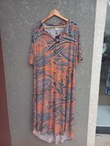 Vestido midi Vestido midi