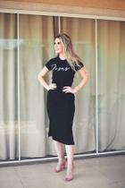 Vestido Midi com laço "JESUS" Preta P Vestido Midi com laço "JESUS" Preta P