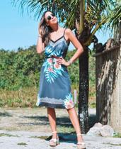 Vestido midi Vestido midi