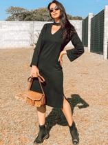 Vestido midi manga longa em moletom com detalhe de tela nas costas.
