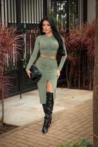 Vestido Midi Manga Longa Plissado Frente E Costas Modelador