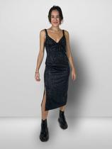Vestido Midi Preto Tecido com elastano brilho lurex Vestido Midi Preto Tecido com elastano brilho lurex