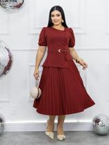 Vestido Midi Soltinho Rodado Moda Evangélica Decote Quadrado com Cinto de Festa