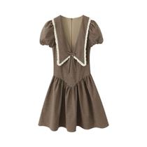 Vestido Mini Xadrez Feminino Com Mangas Curtas Bufantes E Gola Peter Pan, Estilo Casual Chic E