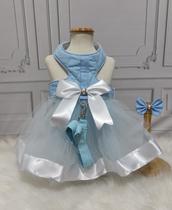 Vestido pet Liz. acompanha guia e laço