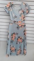 Vestido plissado moda Cassia com cinto Vestido plissado moda Cassia com cinto