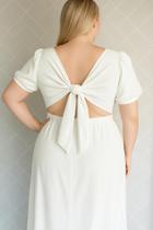 Vestido plus size com amarração nas costas Vestido plus size com amarração nas costas