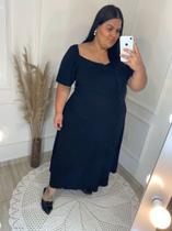Vestido Plus Size Com Fenda na Lateral Tendência de Verão