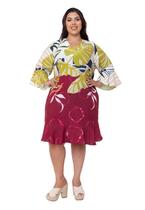 Vestido Plus size curto de Viscose Florido Vinho Claudia Vestido Plus size curto de Viscose Florido Vinho Claudia