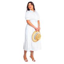 Vestido plus size manga curta midi com cinto e saia evase em crepe elegante com forro