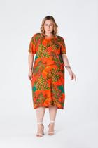 Vestido Plus Size Midi Reto com Bolsos Laterais e Decote Redondo Estampado Franciesca Vestido Plus Size Midi Reto com Bolsos Laterais e Decote Redondo Estampado Franciesca