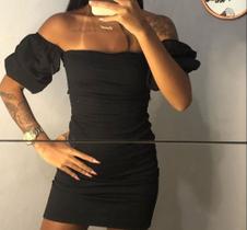 Vestido preto com bojo removível e detalhes trançados na alça . TAM p/m