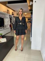 Vestido preto com cinto Vestido preto com cinto