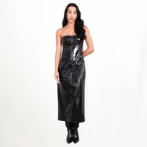 Vestido preto de couro midi com acabamento em vinil