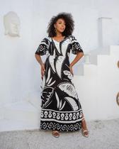 Vestido Preto e Branco Plus Size Chic aberto Andreza Vestido Preto e Branco Plus Size Chic aberto Andreza