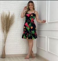Vestido preto floral