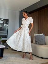 Vestido Racla Nude em Alfaiataria Georgia com Estampa Acetinada Vestido Racla Nude em Alfaiataria Georgia com Estampa Acetinada