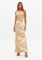 Vestido super midi ombro unico estampado lança perfume -