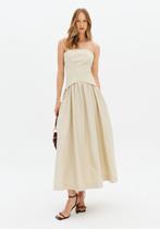 Vestido super midi sem mangas lança perfume -