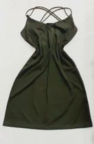 Vestido trançado nas costas