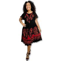 Vestido Trapézio Curto Manga Curta Batik e Bordado Plus Size