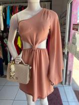 Vestido um ombro só
