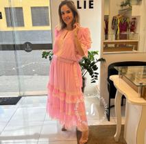Vestido Vânia rosa Romantico, com babado, tamanho M, vestido curto, tecido crepe.