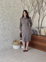 Vestido Veludo Cotelê, Bege, Manga Longa, Bolso, Botão Forrado, Collucci BM1357 Tamanho:G