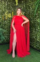 Vestido Vermelho Longo Mullet Com Renda Nas Costas E Fenda Na Perna Direita Tam G Vestido Vermelho Longo Mullet Com Renda Nas Costas E Fenda Na Perna Direita Tam G