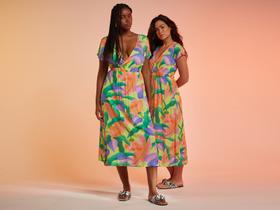 Vestido Vista Magalu x Flora Yumi Midi Evasê Transpassado Vestido Vista Magalu x Flora Yumi Midi Evasê Transpassado