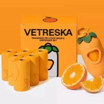 Vetreska Kit Cata Caca Para Cães Tangerina 1 Dispenser e 7 Rolos Refil Sacos Perfumados Vetreska Kit Cata Caca Para Cães Tangerina 1 Dispenser e 7 Rolos Refil Sacos Perfumados
