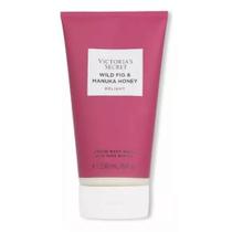 Victoria's Secret - Hidratante Corporal de Banho Moisturizing Body Wash Wild Fig & Manuka Honey 236ml Victoria's Secret - Hidratante Corporal de Banho Moisturizing Body Wash Wild Fig & Manuka Honey 236ml