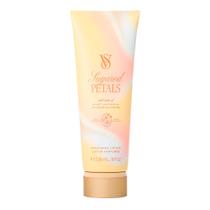 Victoria's Secret Sugared Petals - Body Lotion 236ml Victoria's Secret Sugared Petals - Body Lotion 236ml