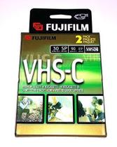 Videocassete VHS-C Fujifilm TC-30 Premium (Pacote com 2) Videocassete VHS-C Fujifilm TC-30 Premium (Pacote com 2)