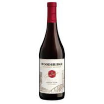 Vinho Americano Woodbridge R.Mondavi Pinot Noir 750ml Vinho Americano Woodbridge R.Mondavi Pinot Noir 750ml