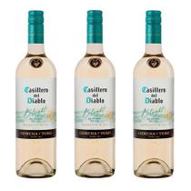 Vinho Branco Meio Seco Casillero del Diablo Belight Sauvignon Blanc Garrafa 750ml com 3 unidades Vinho Branco Meio Seco Casillero del Diablo Belight Sauvignon Blanc Garrafa 750ml com 3 unidades
