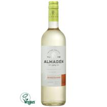 Vinho Fino Branco Seco Gewürztraminer Adega Almadén 750ml