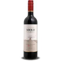 Vinho Miolo Seleção Cabernet Sauvignon e Merlot 750Ml Vinho Miolo Seleção Cabernet Sauvignon e Merlot 750Ml