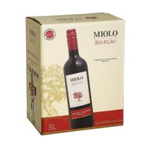 Vinho Seleção Cabernet/Merlot Bag in Box Safra 2015 (3000ml) - Miolo Vinho Seleção Cabernet/Merlot Bag in Box Safra 2015 (3000ml) - Miolo