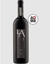 Vinho Tinto Corte (60% Merlot, 30% Shiraz, 10% Petit Verdot) Luiz Argenta L.A. Clássico