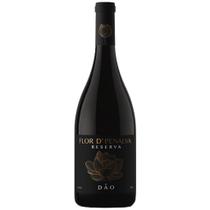 Vinho Tinto Flor de Penalva Reserva D.O.C. Dão Elegância Portuguesa em Taça Vinho Tinto Flor de Penalva Reserva D.O.C. Dão Elegância Portuguesa em Taça