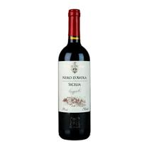 Vinho tinto meio seco Nobili D I Nero DAvola Sicilia 750ml
