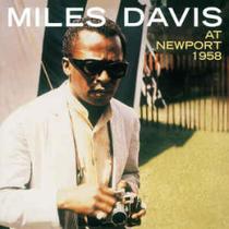 Vinil Miles Davis - at Newport 1958 - Importado - Novodisc São Paulo