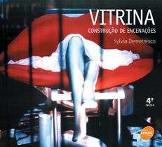 Vitrina. Construção De Encenações